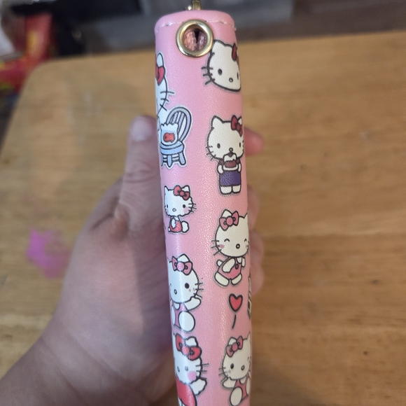Sanrio Pink Hello Kitty Wallet - Picture 2 of 5